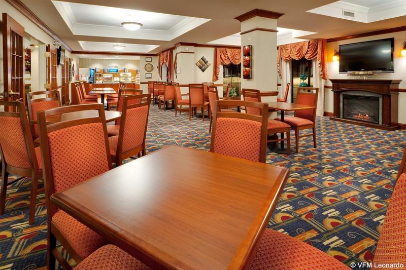 Holiday Inn Express Easton By Ihg Eksteriør billede